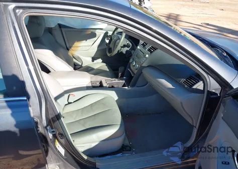 2007 Toyota Camry Le z USA, uszkodzony, nr VIN 4T1BE46K37U075977